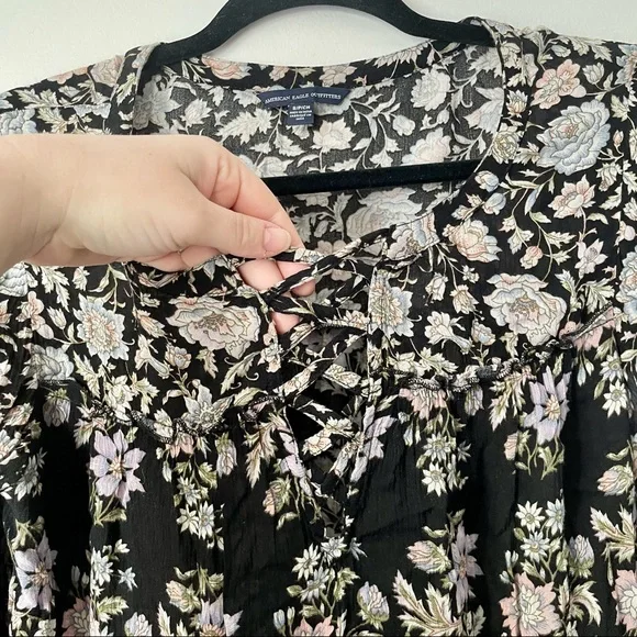 American Eagle Floral Bell Sleeve V-Neck Blouse - Picture 2 of 5